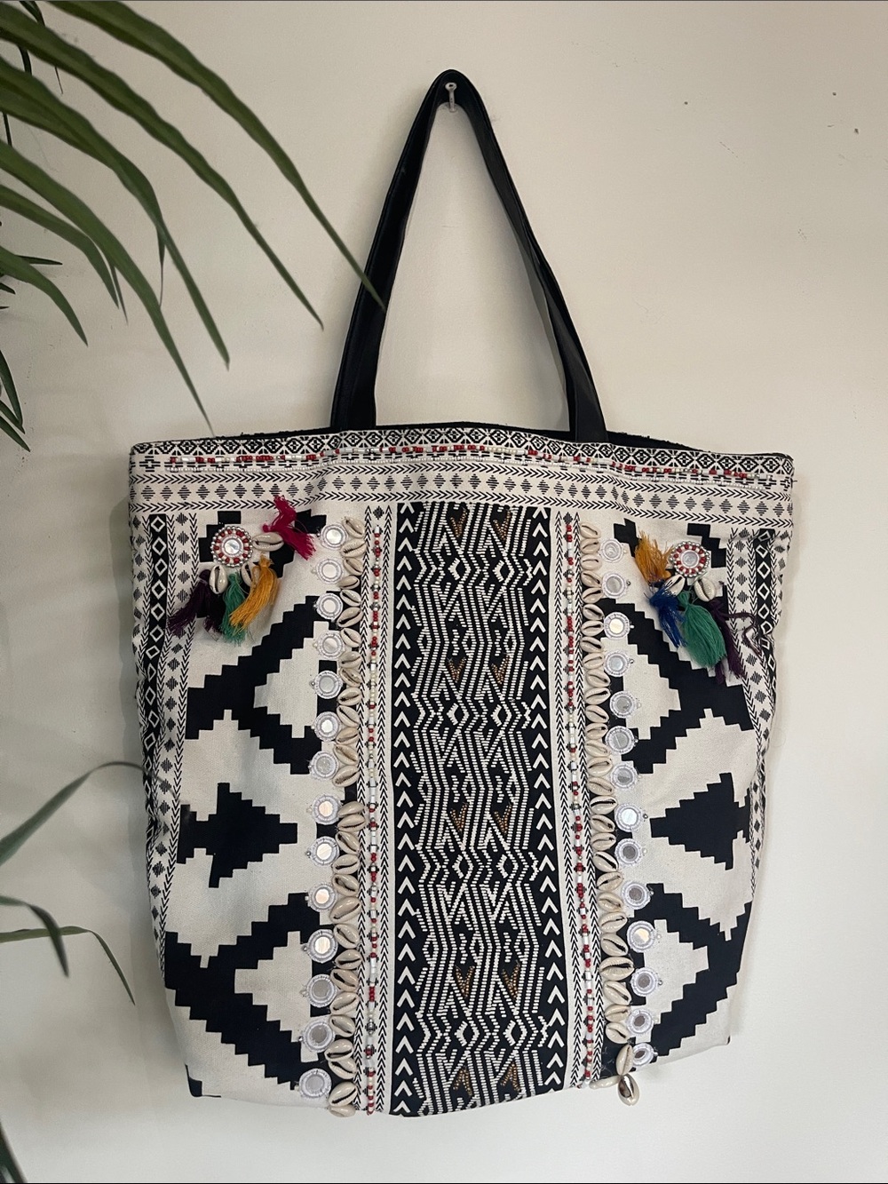 BLACK & IVORY BOHO | EMBELLISHED TOTE | SHELL & MIRROR DETAIL